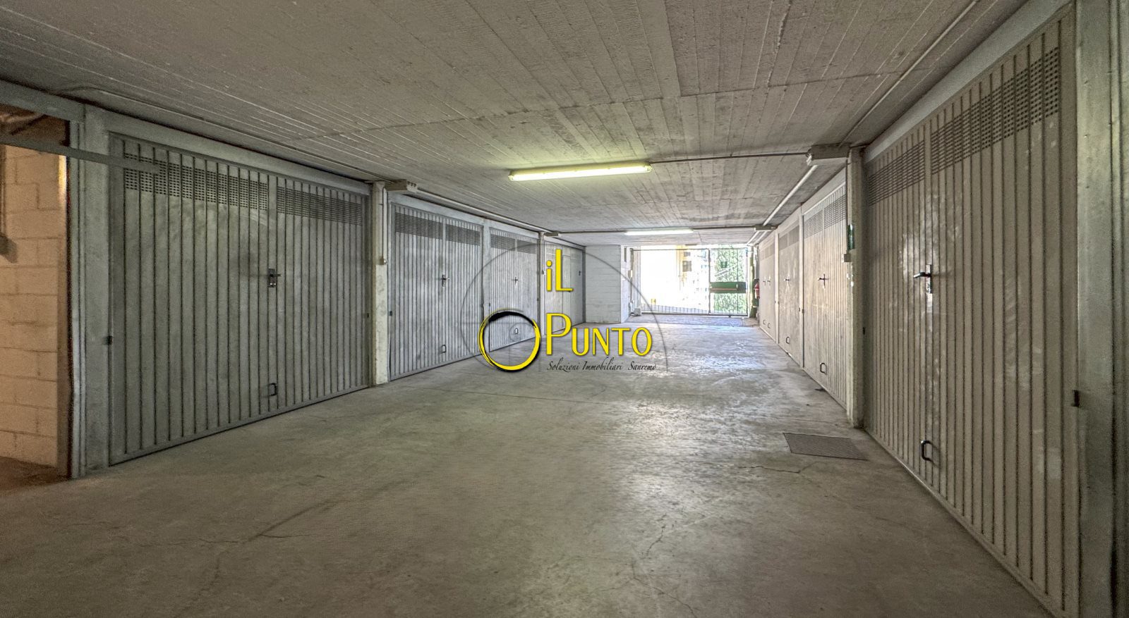 Box/Garage 19mq in vendita, San Remo sanremo