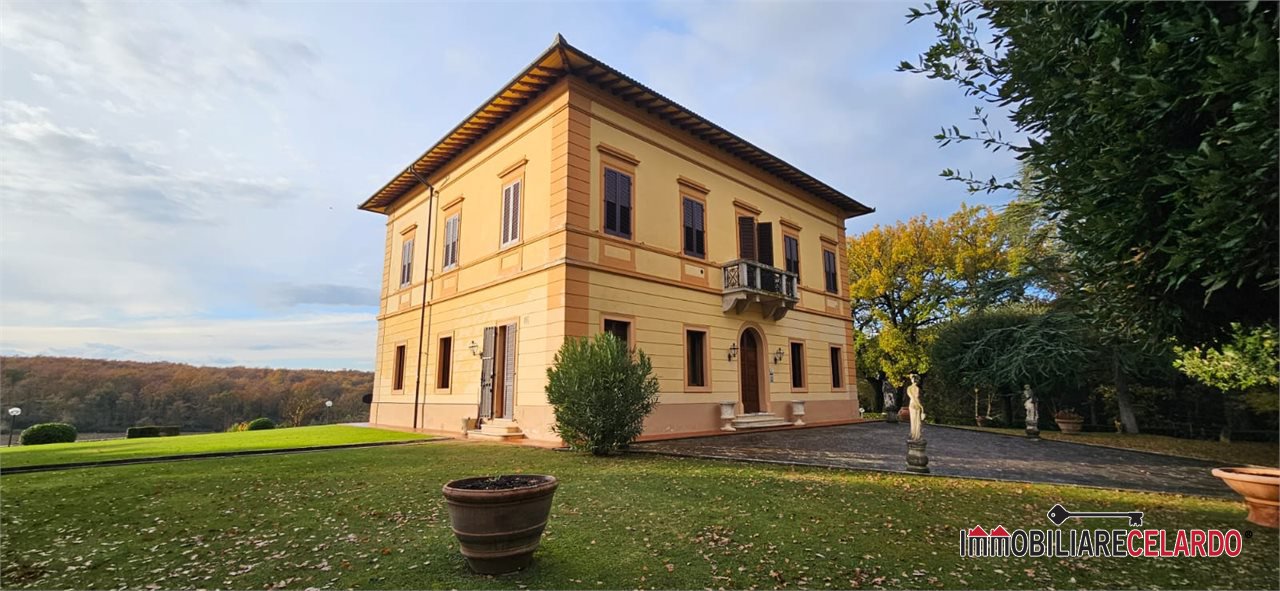 Villa in vendita a Monteriggioni