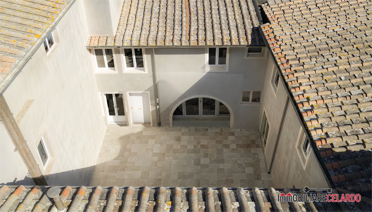 Trilocale in vendita a Gambassi Terme