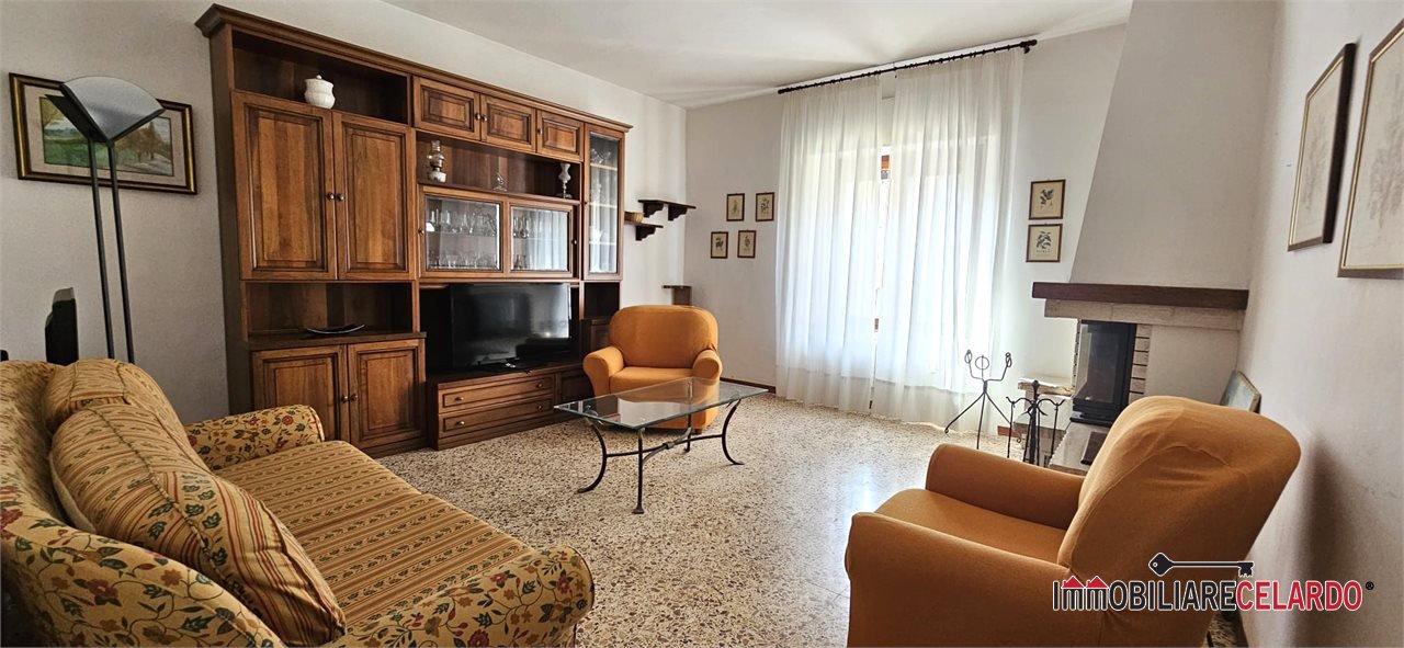 Quadrilocale in vendita a San Gimignano