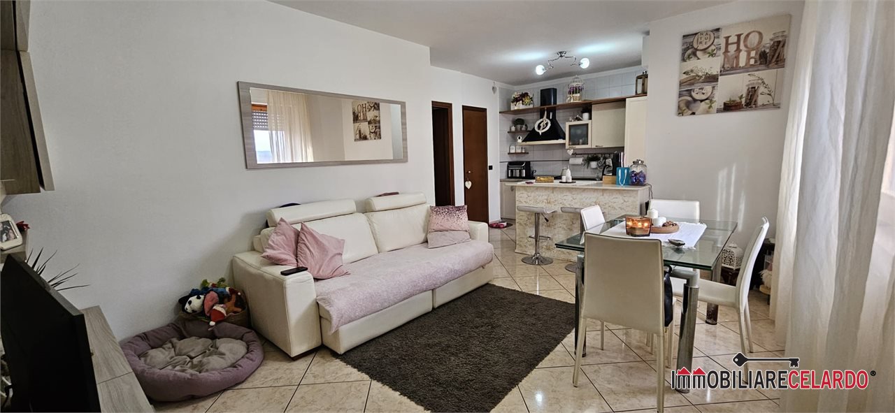 Quadrilocale in vendita a Colle di Val d'Elsa