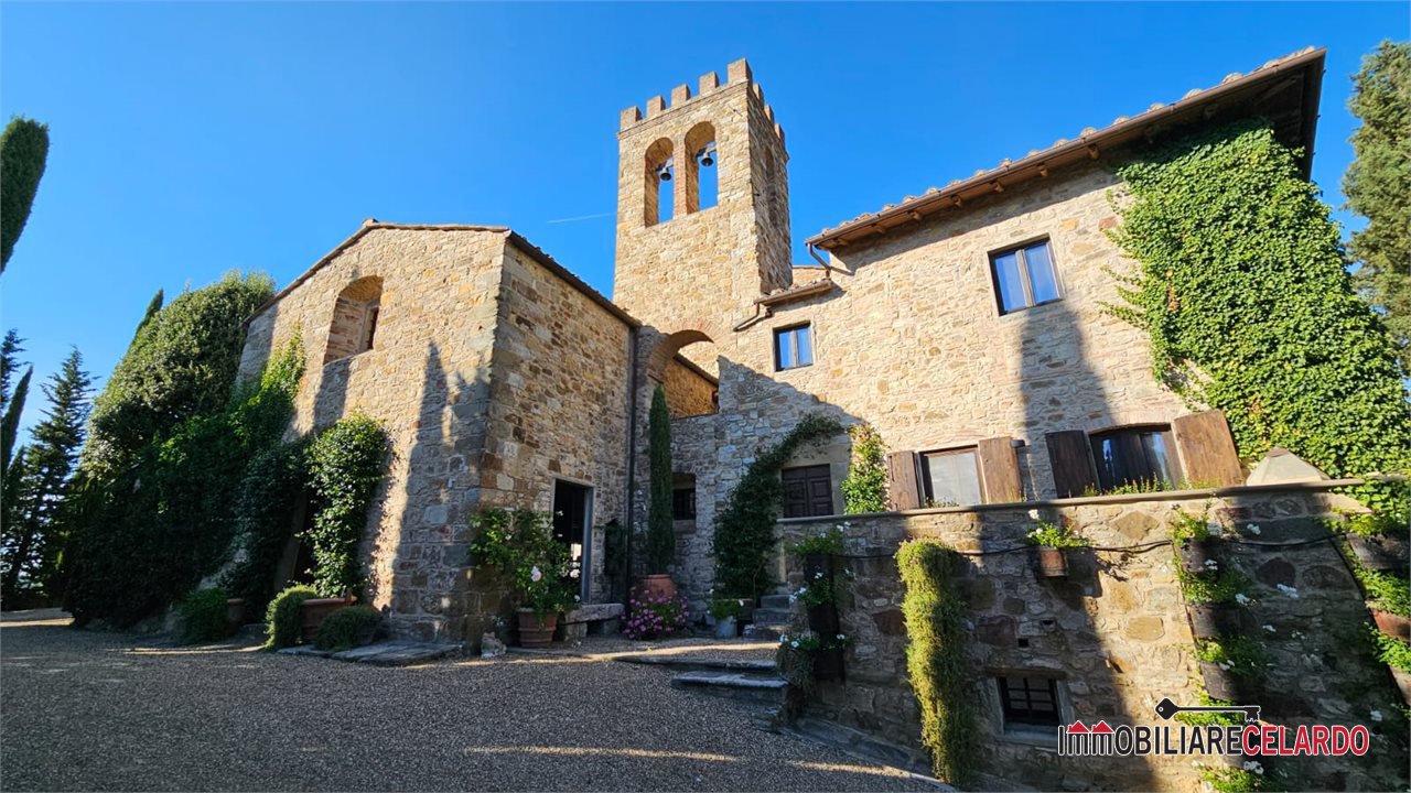 Villa in vendita a Radda in Chianti
