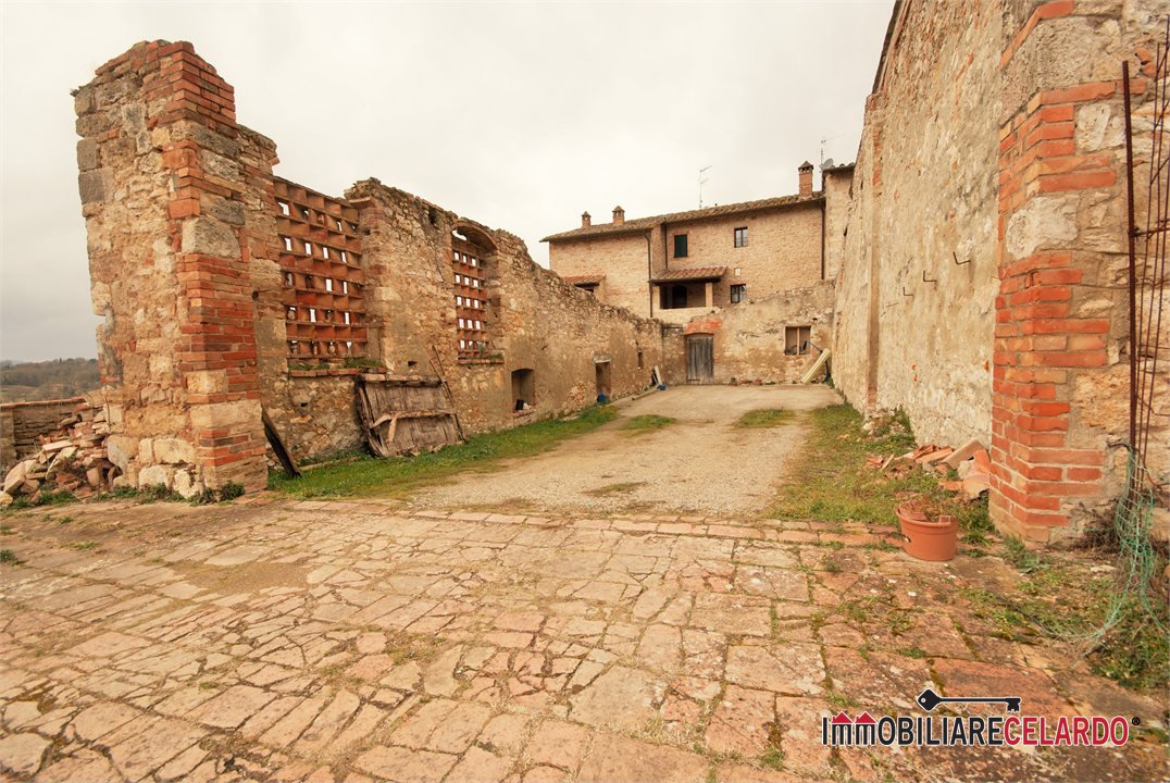 Quadrilocale in vendita a Monteriggioni