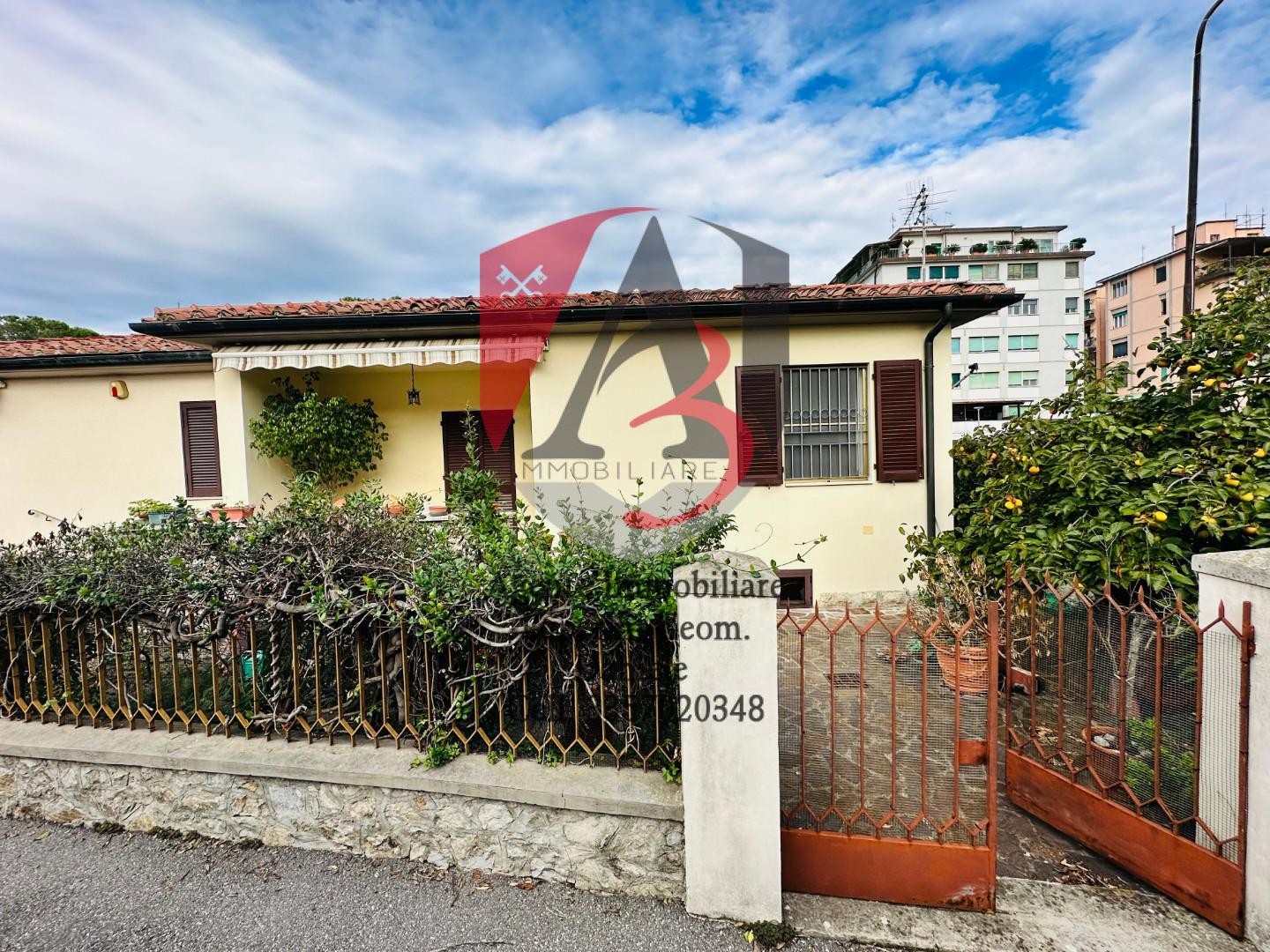 Casa indipendente con terrazzo, Pisa pratale