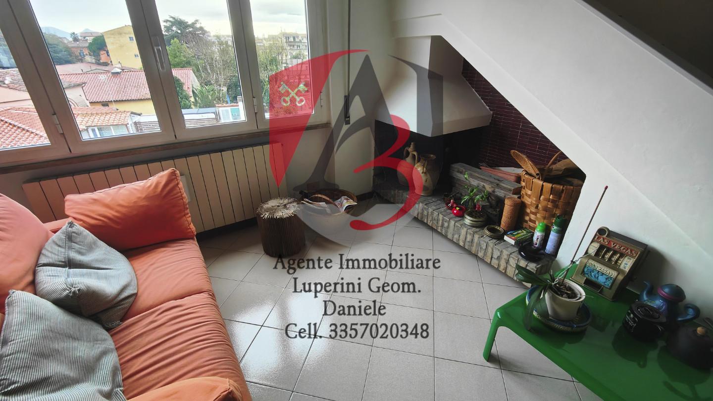 Attico con terrazzo, Pisa santa maria