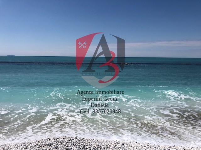 Bilocale arredato in affitto, Pisa marina di