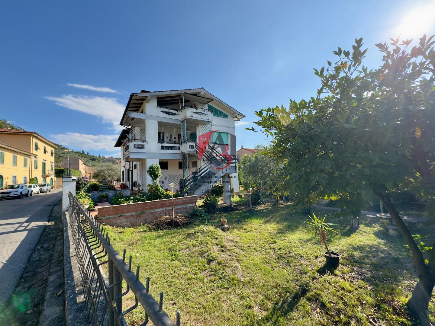 Villa con giardino, San Giuliano Terme asciano