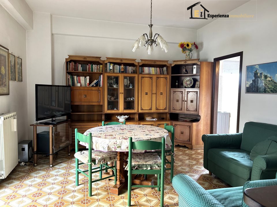 Trilocale in vendita, Forano gavignano