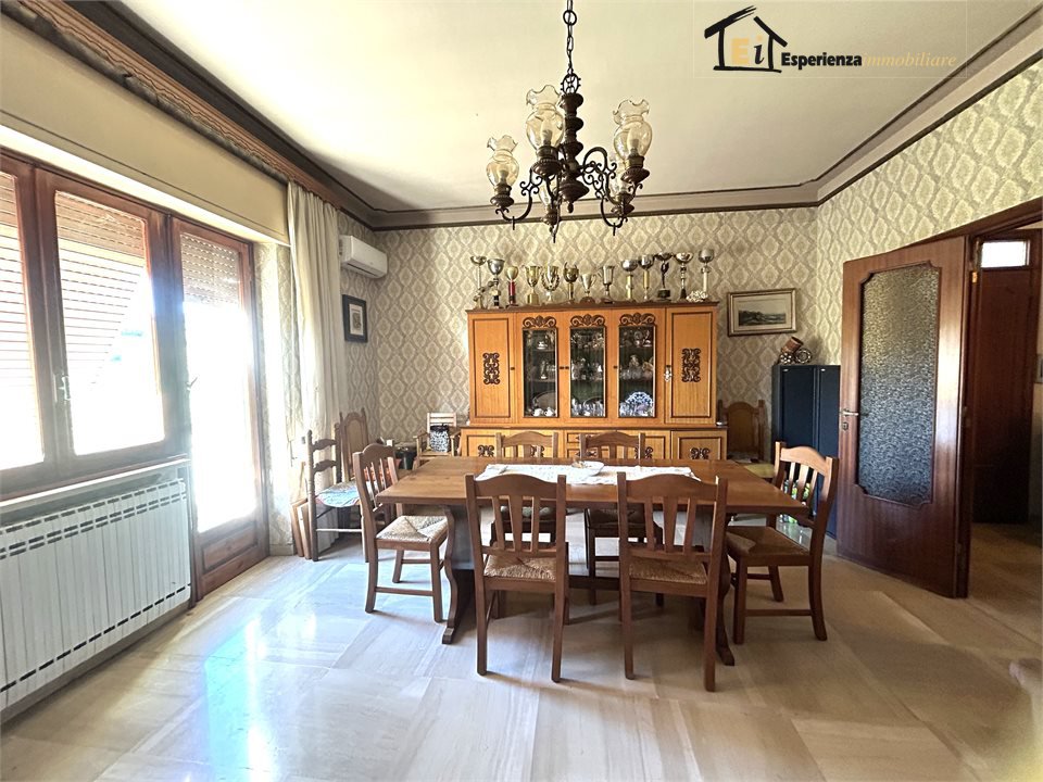 Villa in vendita a Montopoli di Sabina