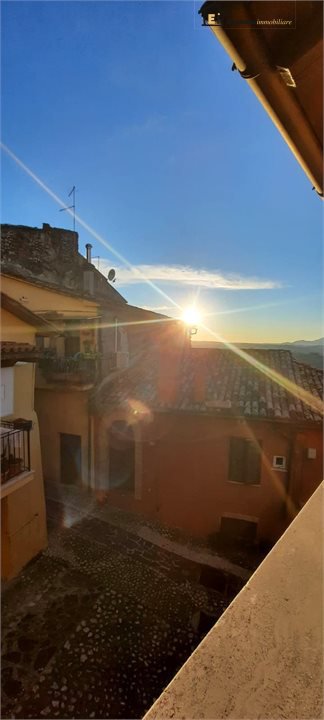 Casa indipendente in vendita a Poggio Mirteto