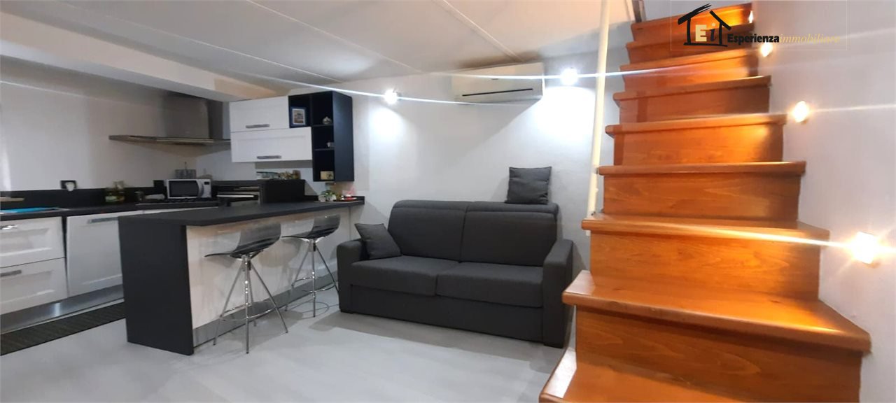 Casa indipendente in vendita a Poggio Mirteto