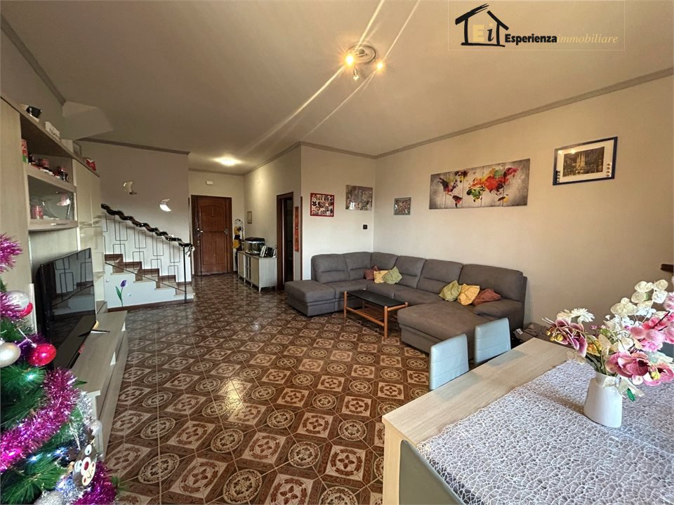 Villa in vendita a Poggio Mirteto