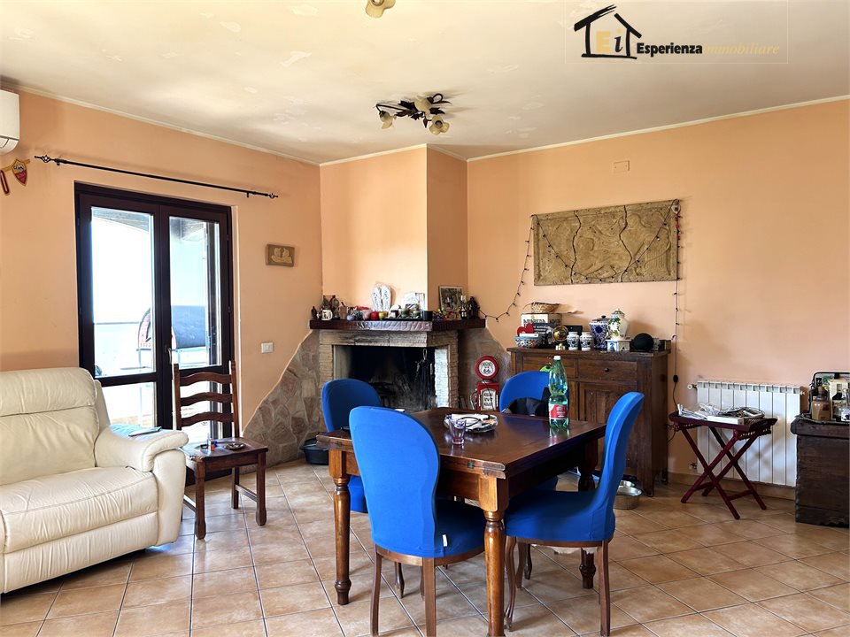 Casa indipendente in vendita, Poggio Mirteto san valentino