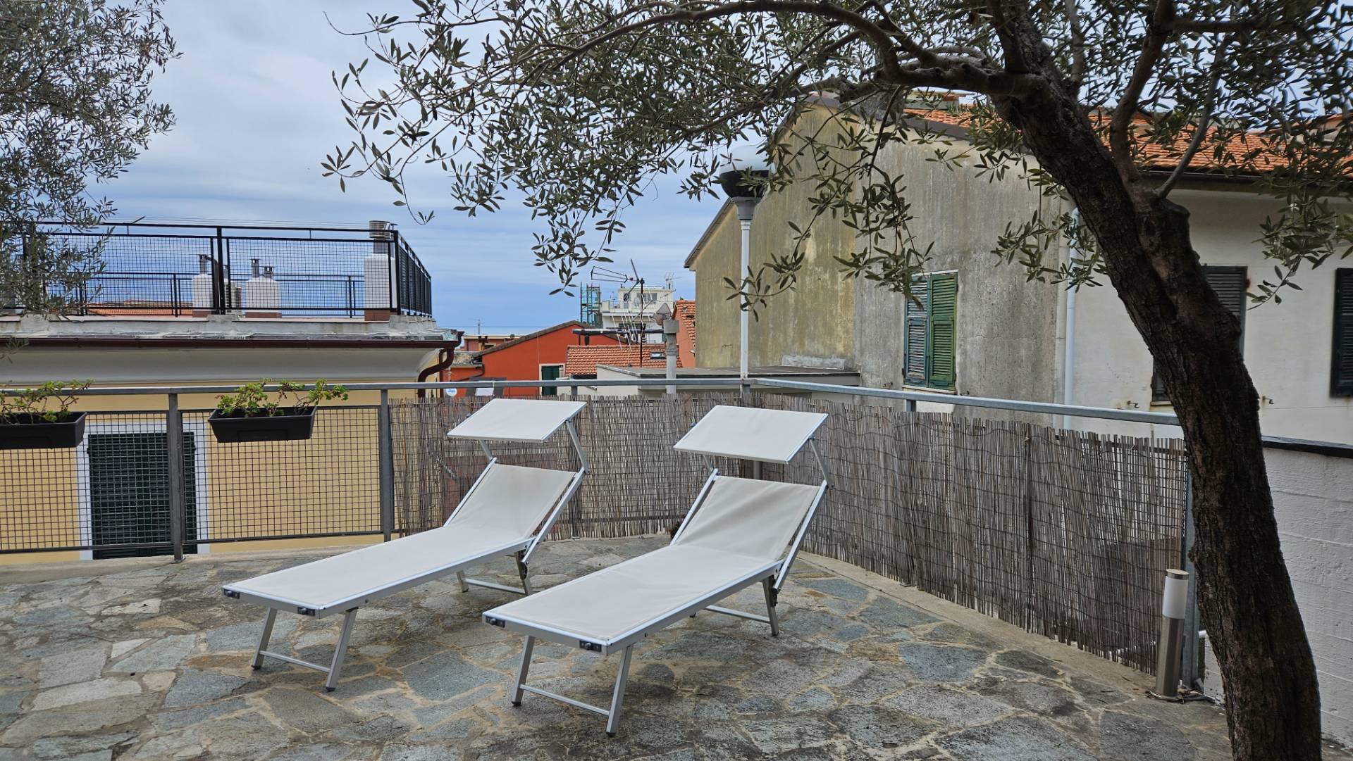 Appartamento in affitto a Moneglia, Centrale