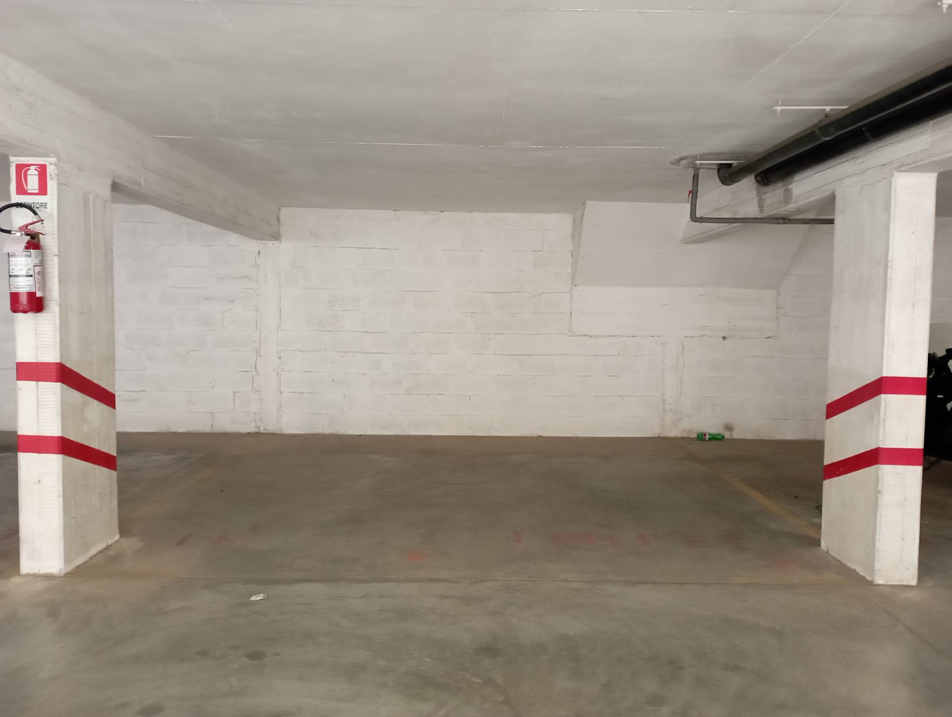 Posto Auto in vendita a Roma, Acilia