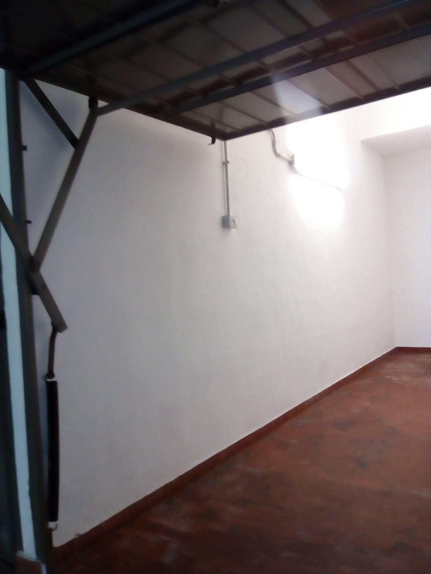 Garage/Box in vendita a Roma, Ostia Ponente