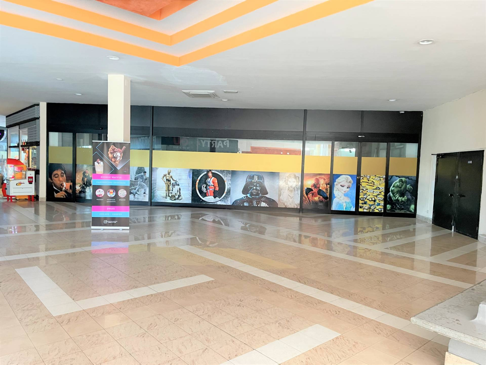 Locale Commerciale in affitto a Roma, Ostia