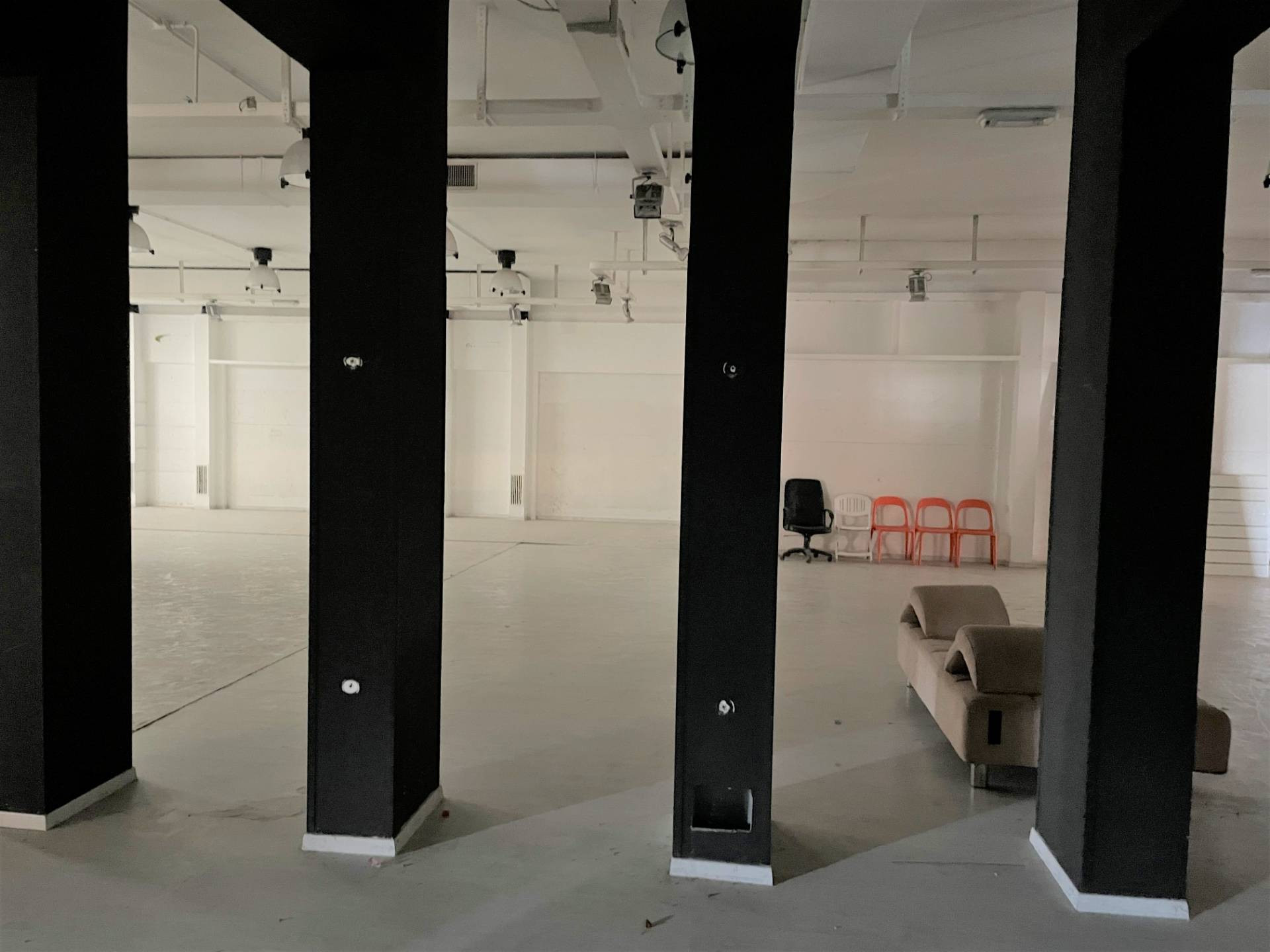 Locale Commerciale in affitto a Roma, Ostia