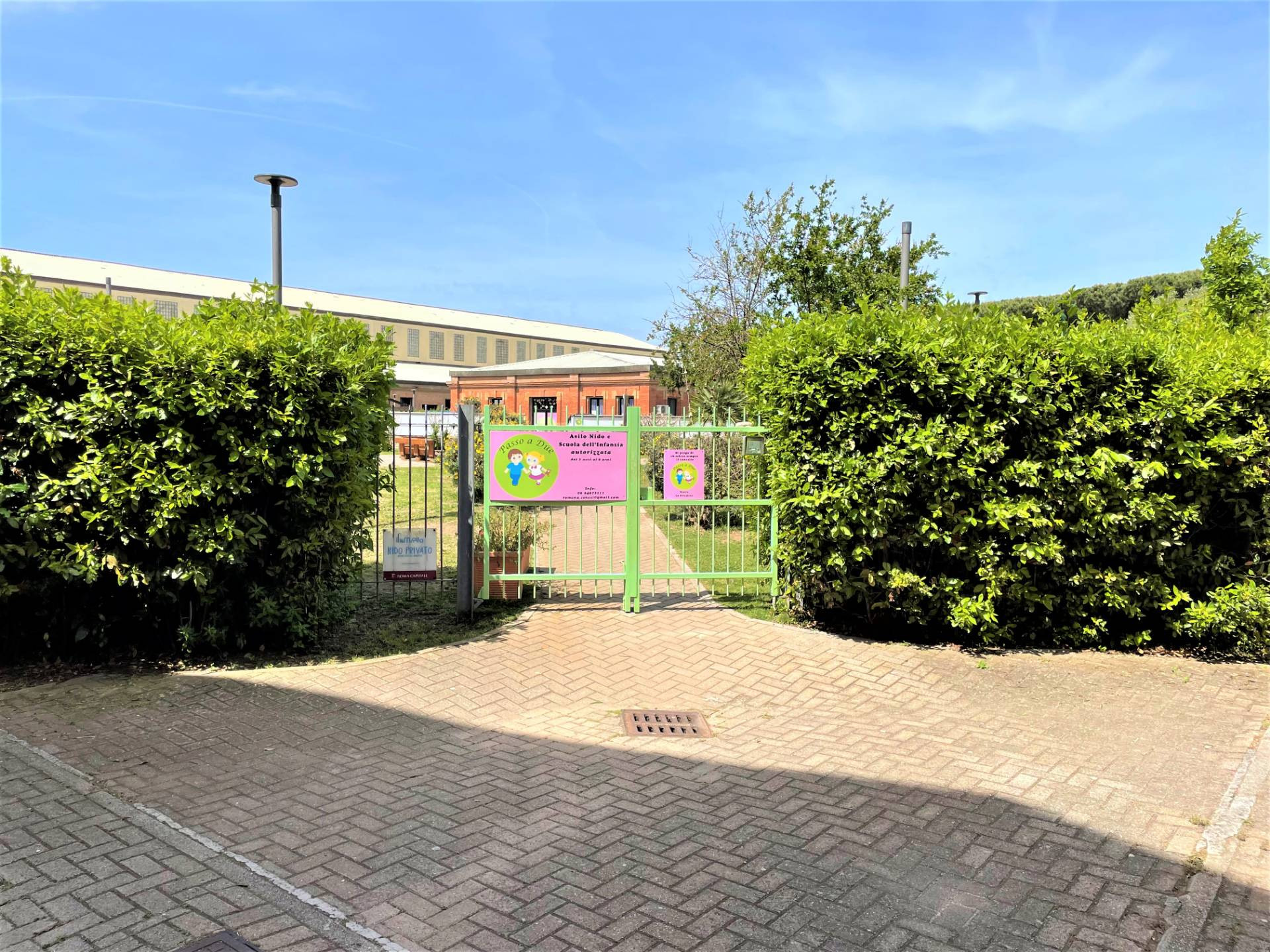 Locale Commerciale in affitto a Roma, Ostia