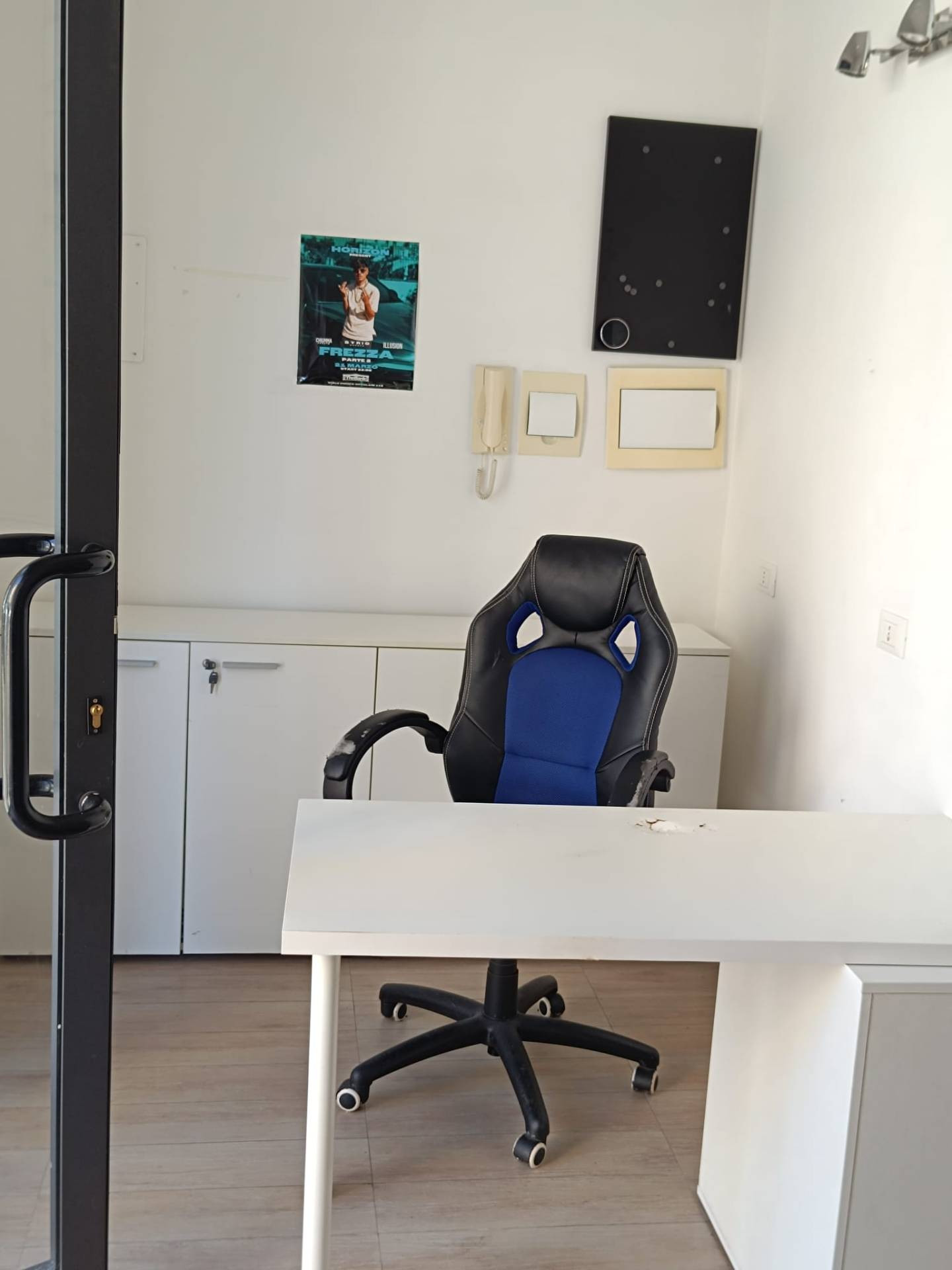 Negozio in vendita a Roma, Ostia Centro