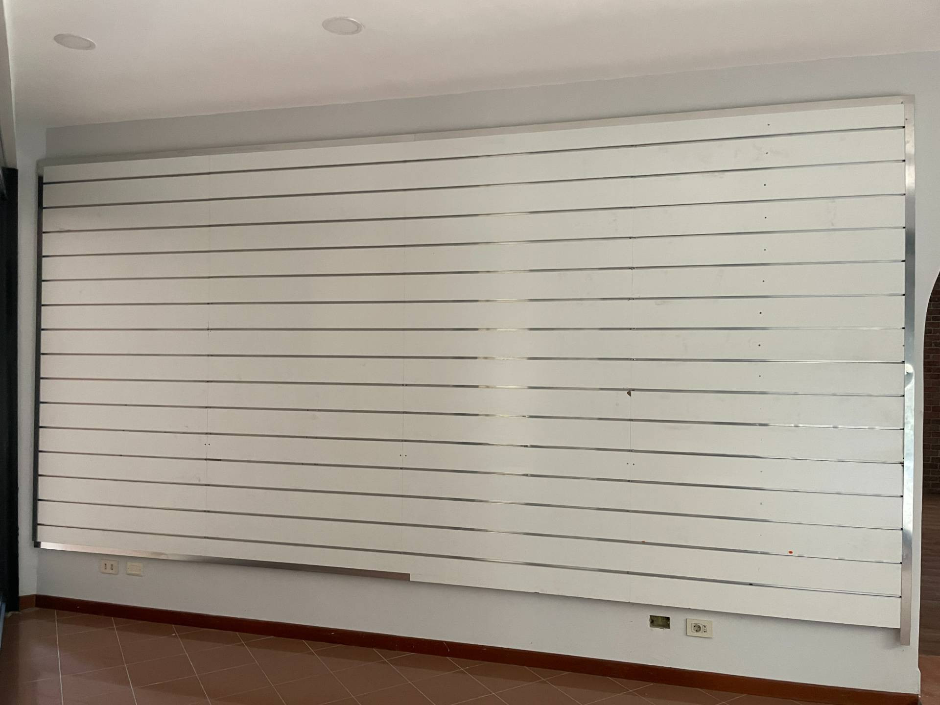 Locale Commerciale in affitto a Roma, Ostia