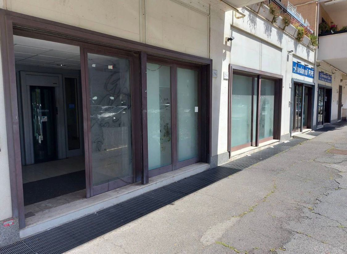 Negozio in vendita a Roma, Lido Di Ostia