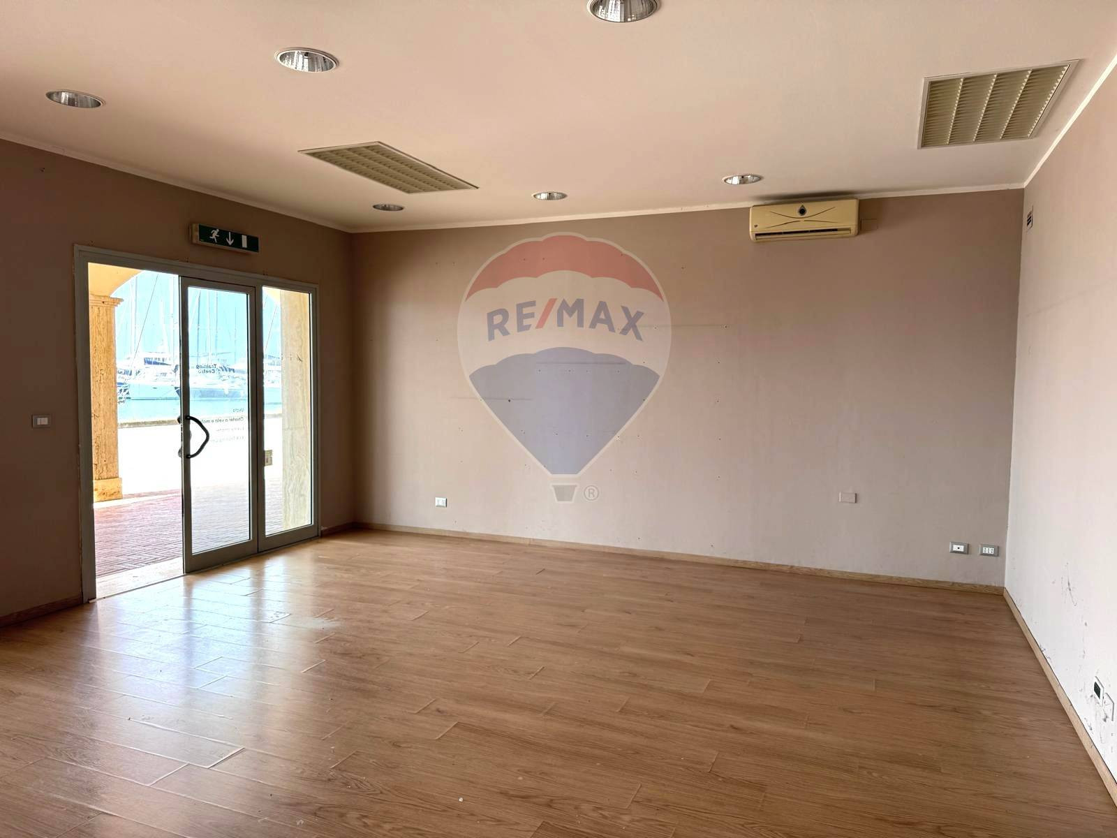 Locale Commerciale in affitto a Roma, Lido Di Ostia