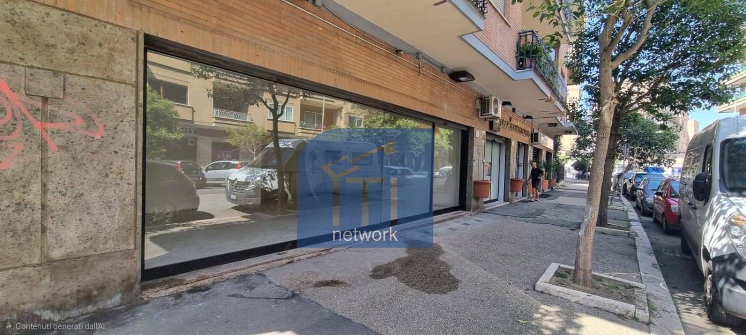 Negozio in vendita a Roma, Ostia Ponente