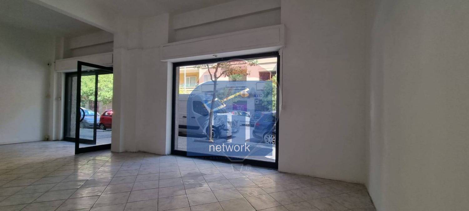 Negozio in vendita a Roma, Ostia Ponente