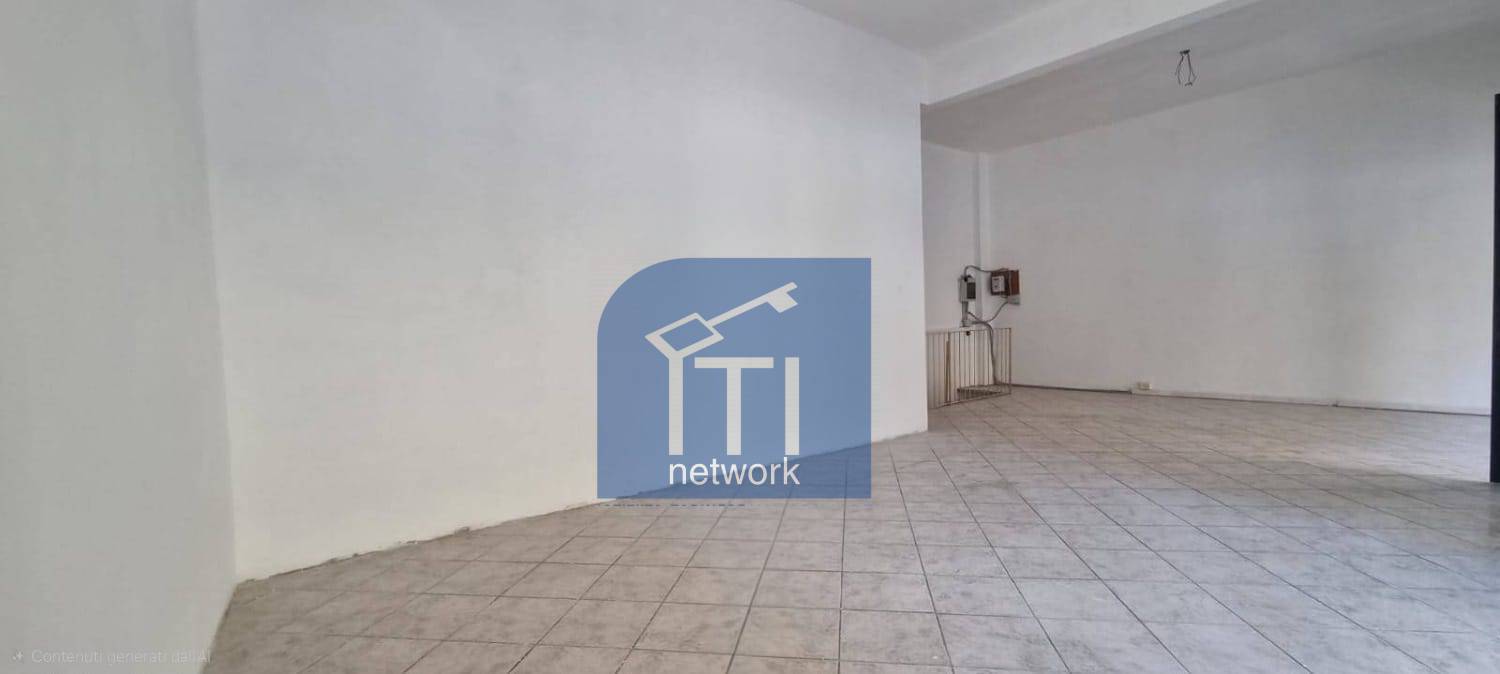 Negozio in vendita a Roma, Ostia Ponente