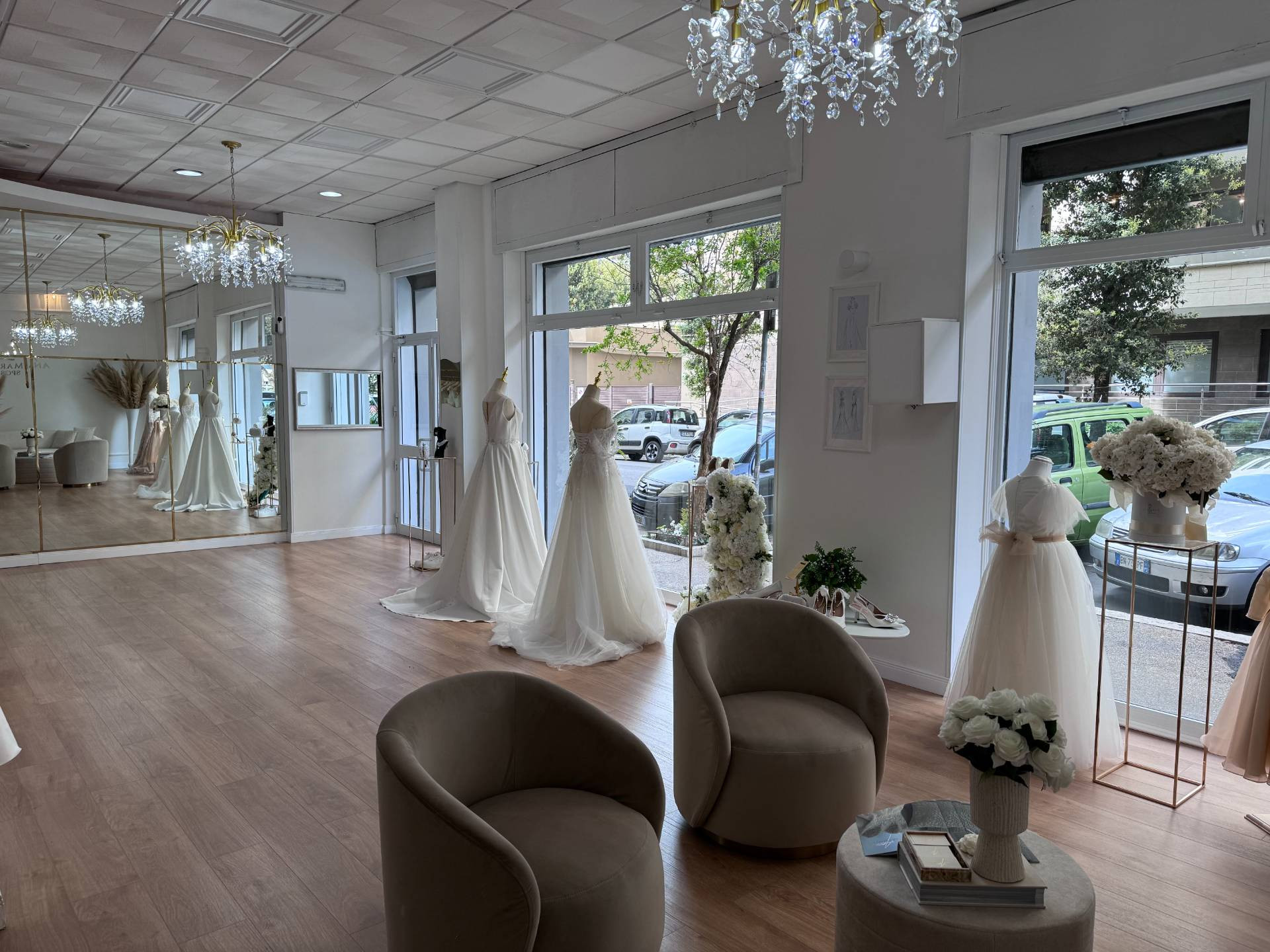 Locale Commerciale in vendita a Roma, Lido Di Ostia