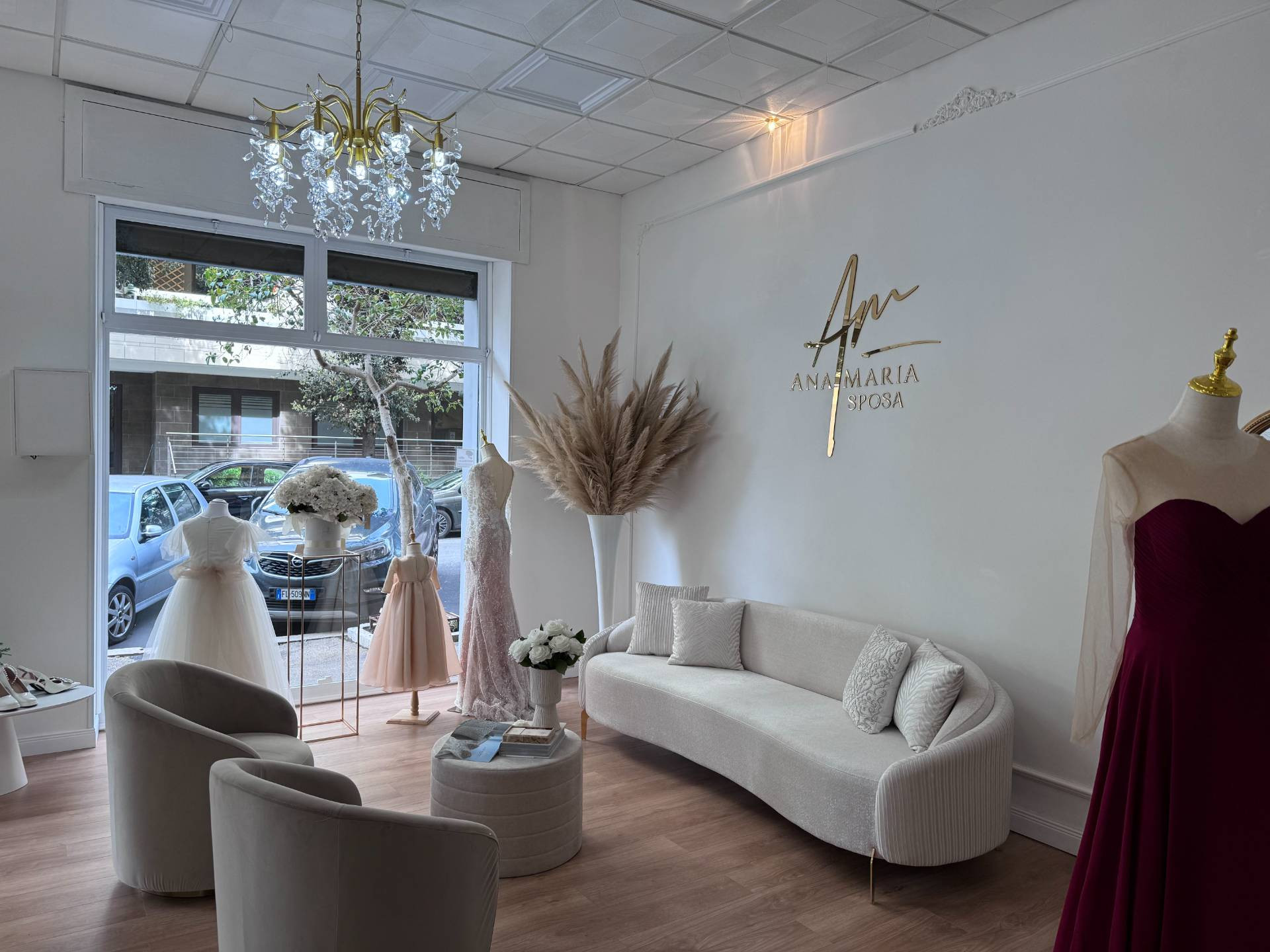 Locale Commerciale in vendita a Roma, Lido Di Ostia