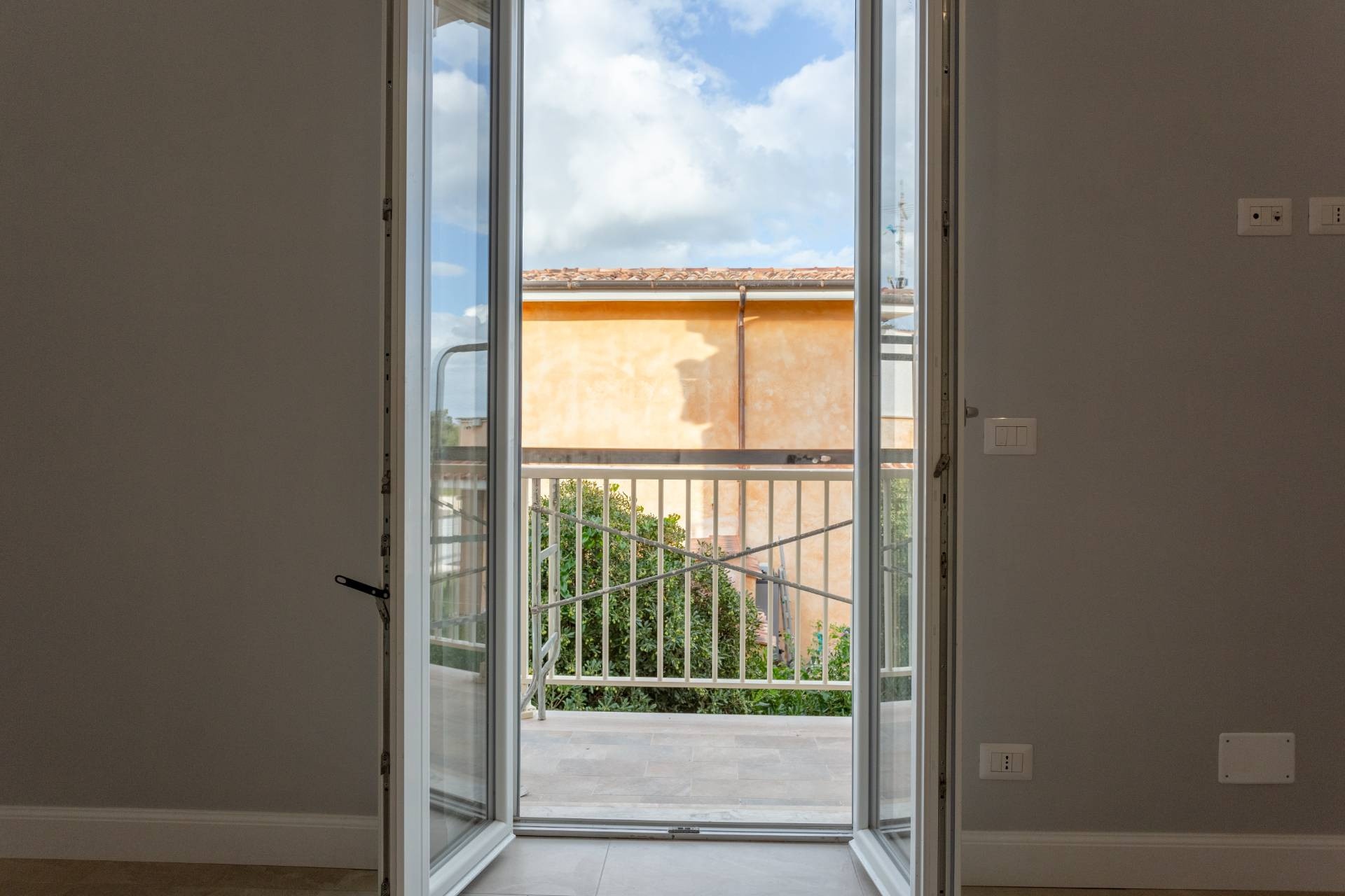 Appartamento in vendita a Pomezia, Torvaianica