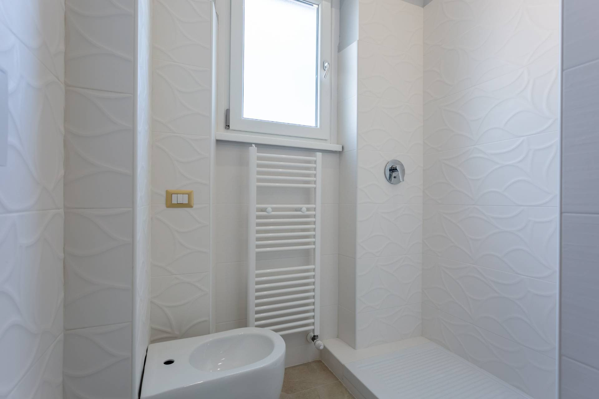 Appartamento in vendita a Pomezia, Torvaianica