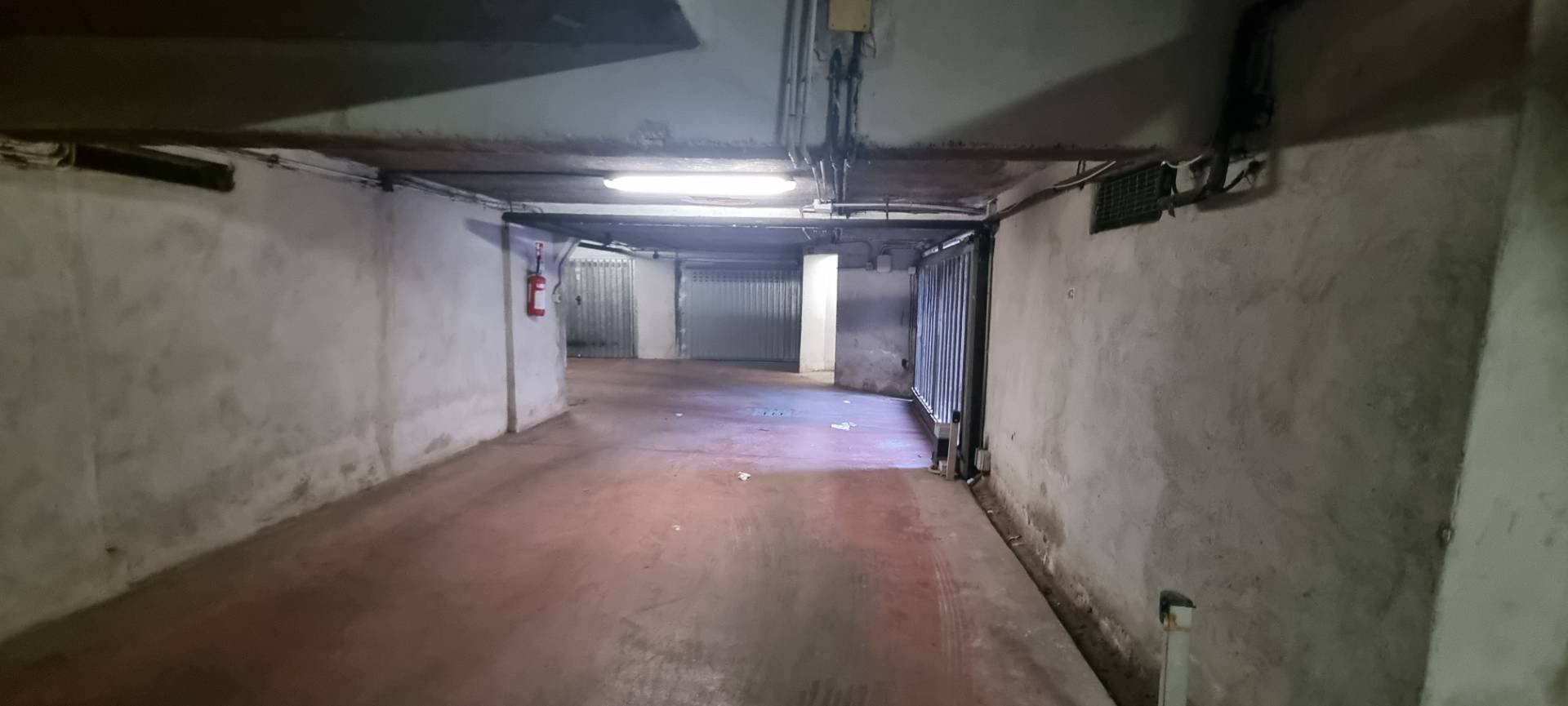 Garage/Box in vendita a Roma, Ostia Ponente