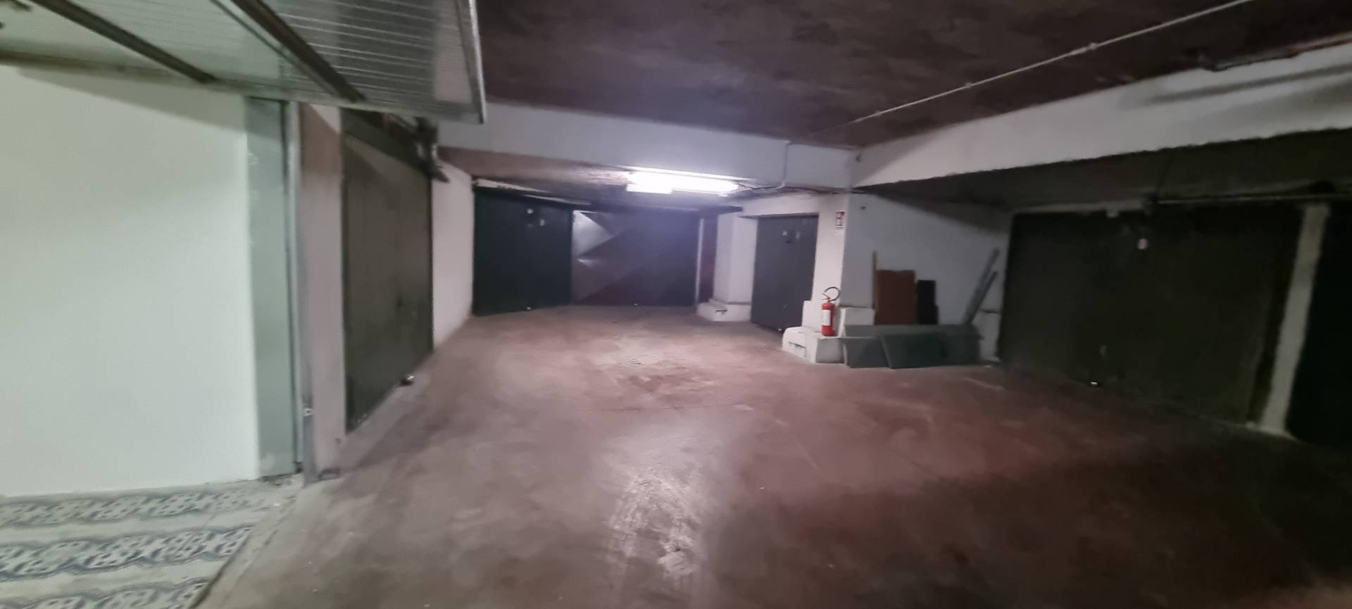 Garage/Box in vendita a Roma, Ostia Ponente