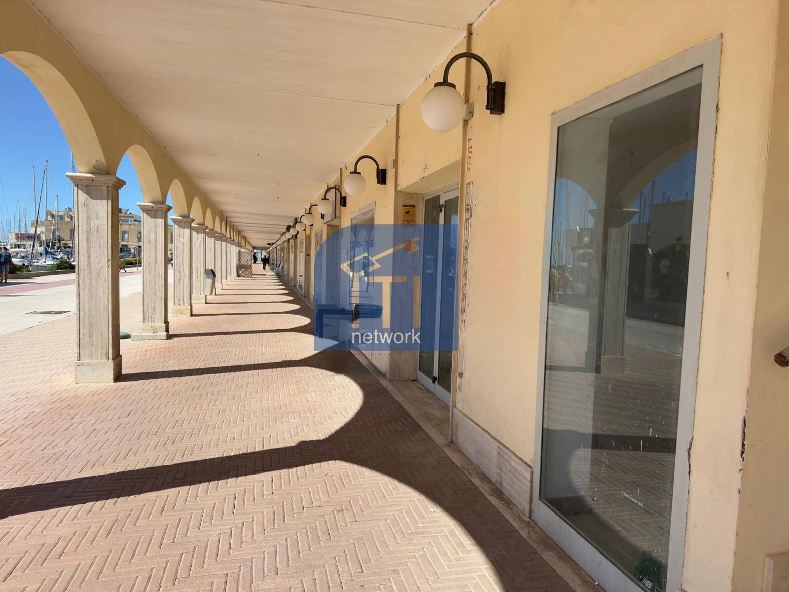 Locale Commerciale in affitto a Roma, Lido Di Ostia