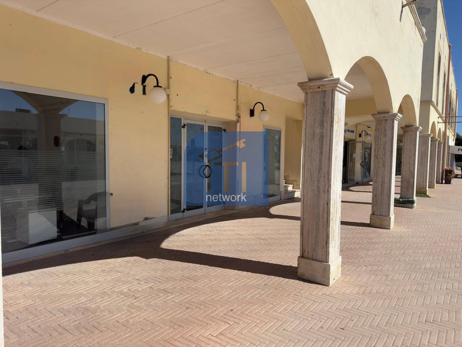 Locale Commerciale in affitto a Roma, Lido Di Ostia