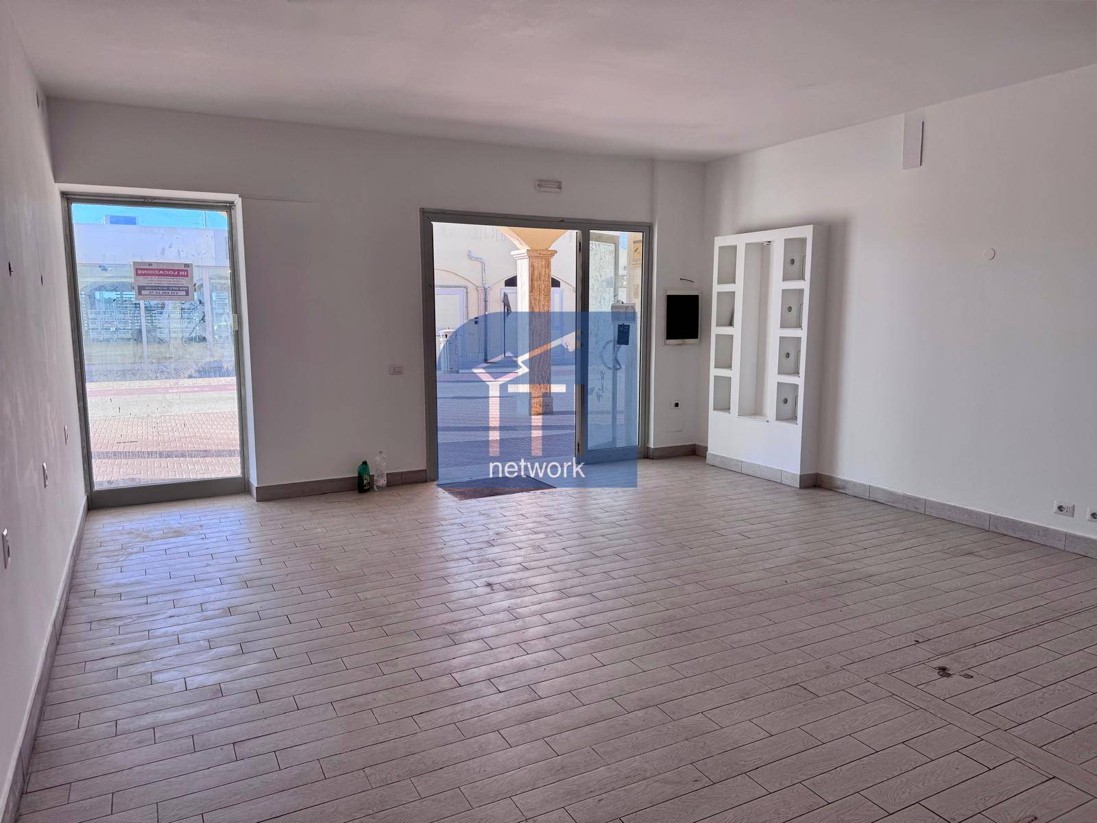 Locale Commerciale in affitto a Roma, Lido Di Ostia