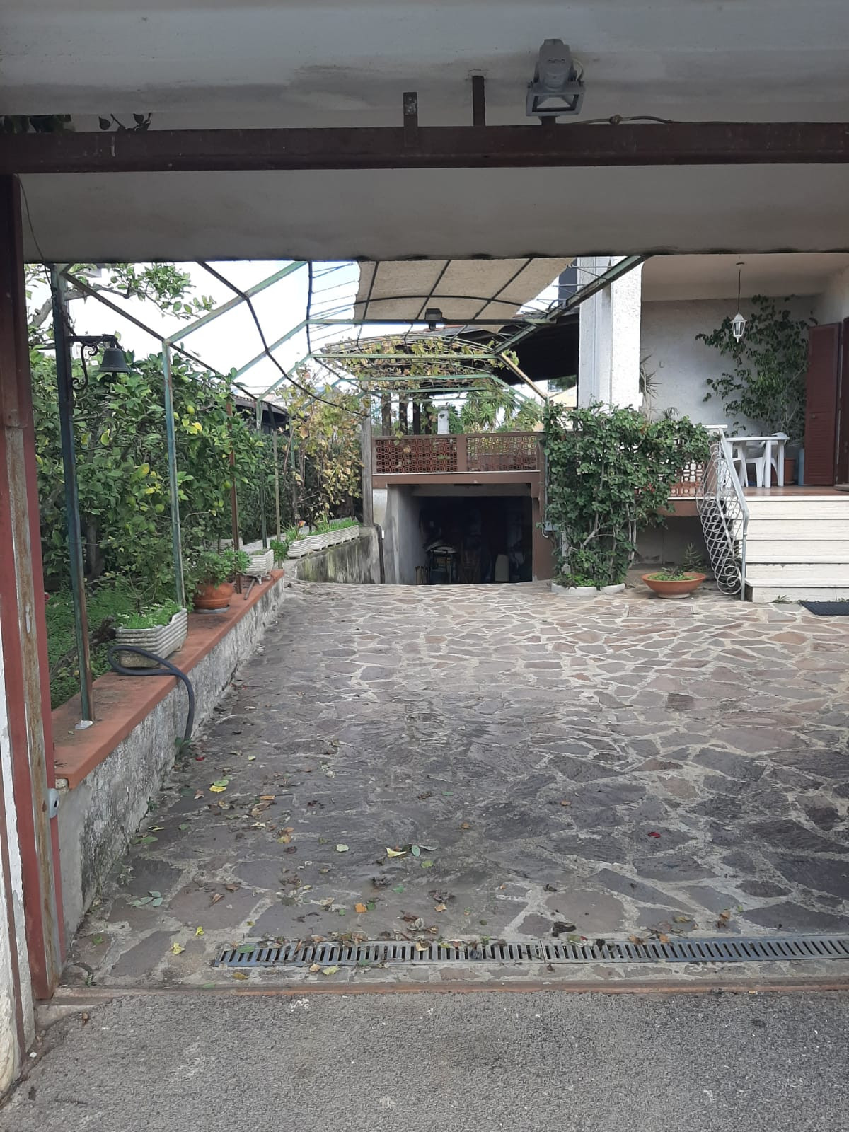 Villa singola in vendita a Ardea, Nuova California