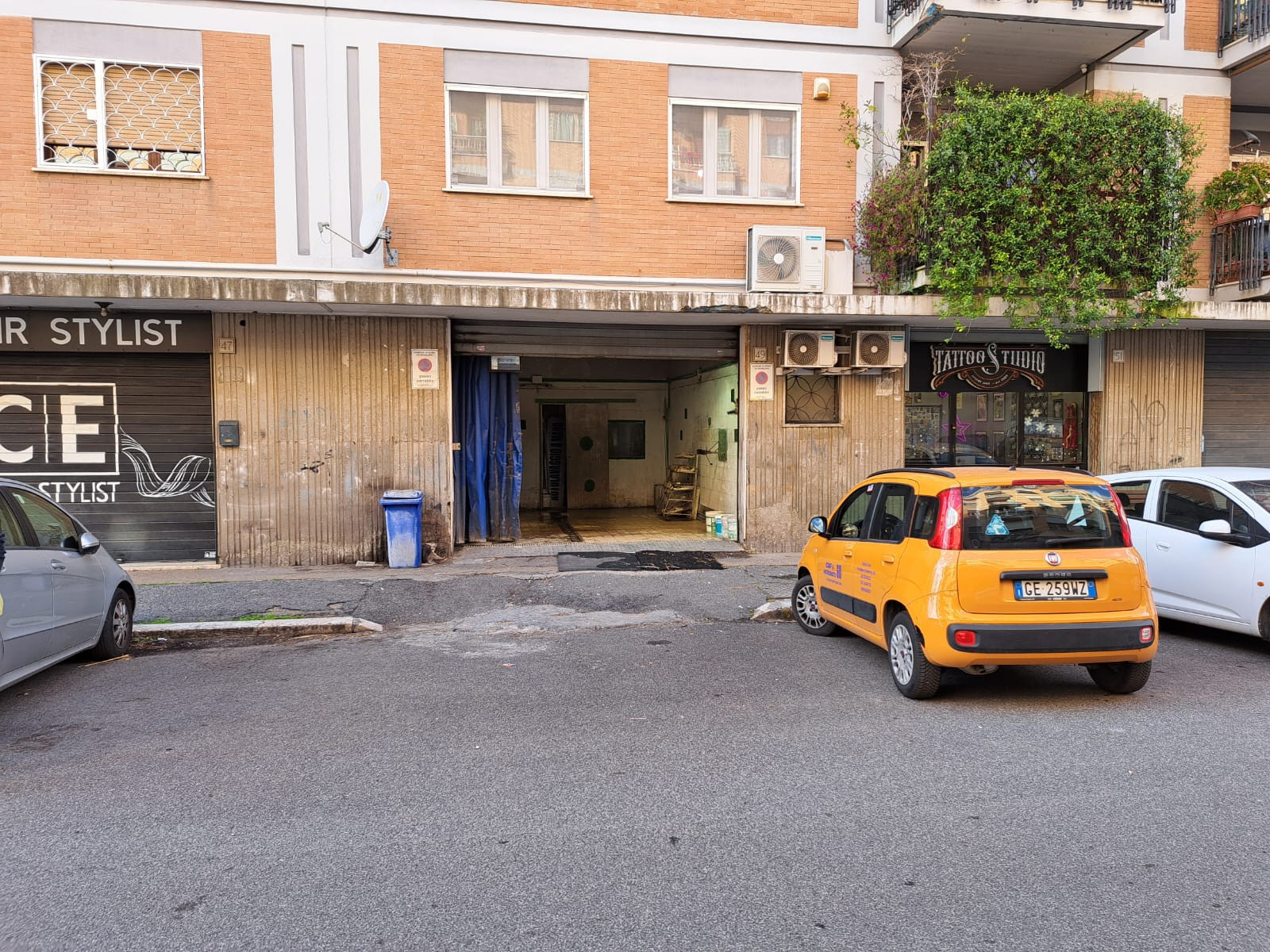 Locale Commerciale in vendita a Roma, Ostia