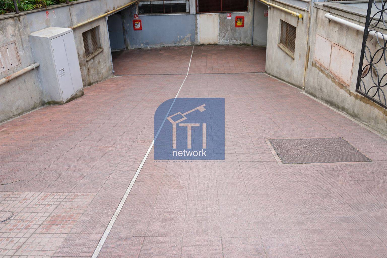 Garage/Box in vendita a Roma, Ostia Levante