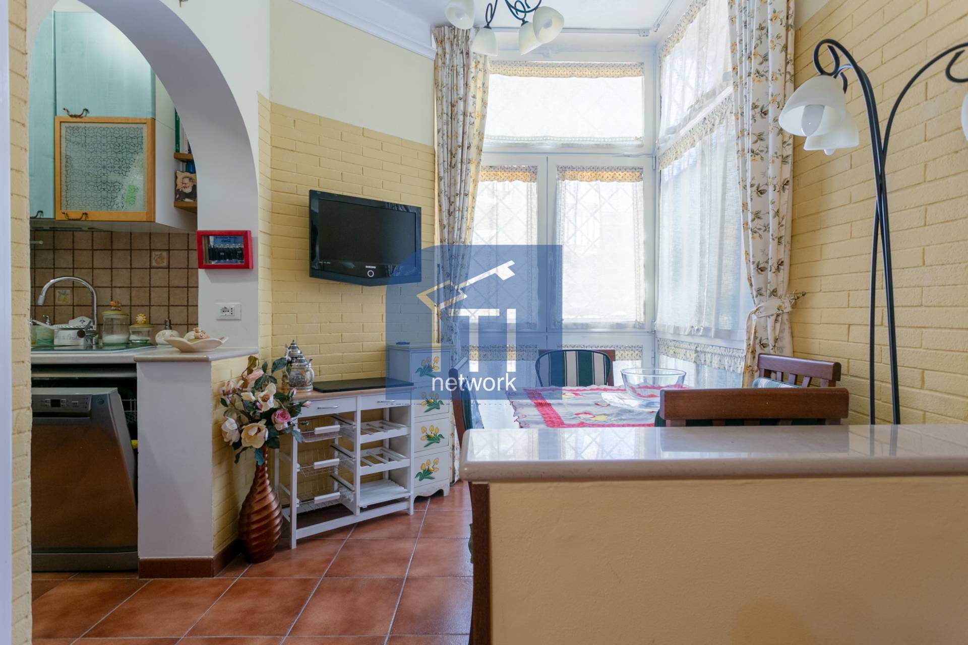 Appartamento in vendita a Roma, Ostia Centro