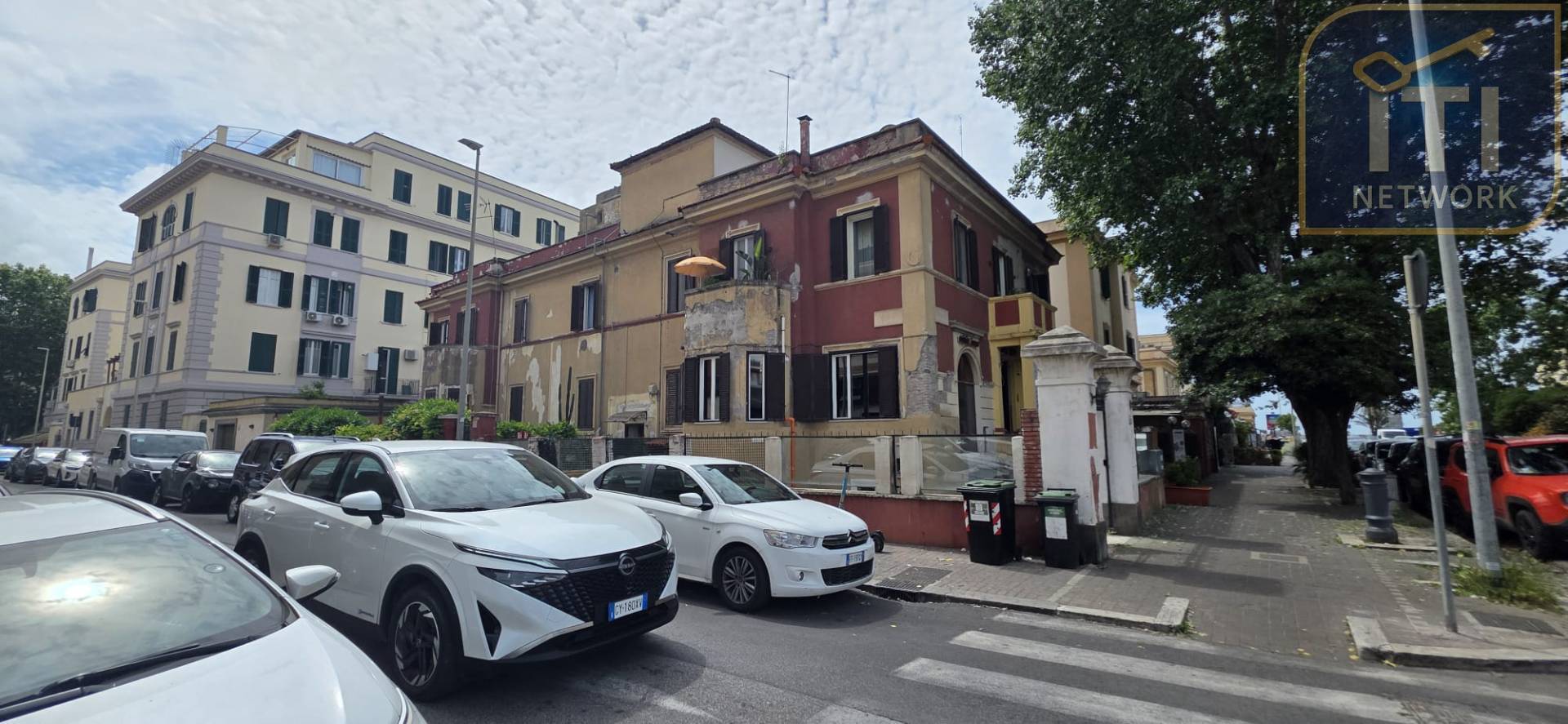 Magazzino in vendita a Roma, Ostia Centro