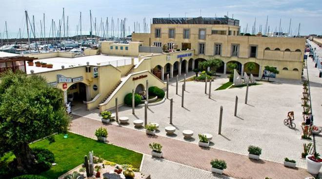 Locale Commerciale in affitto a Roma, Lido Di Ostia