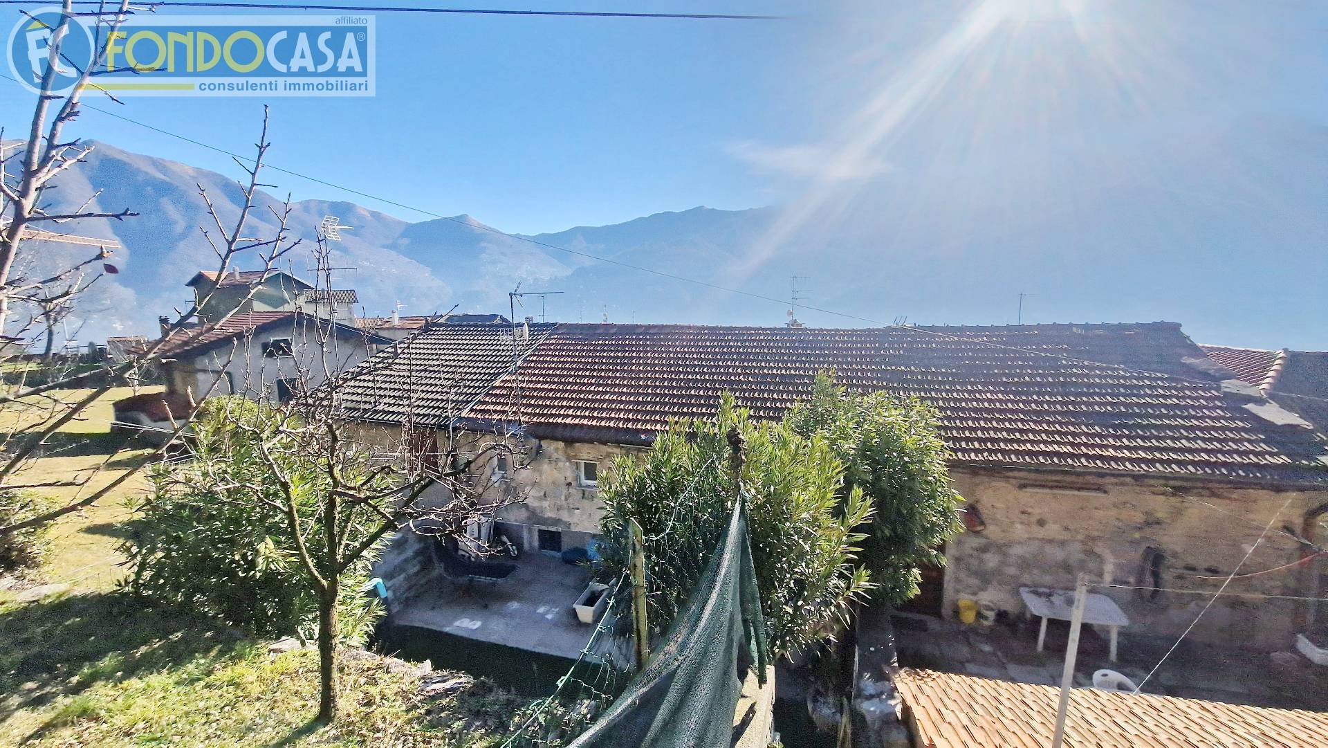 Casa indipendente vista lago a Carate Urio