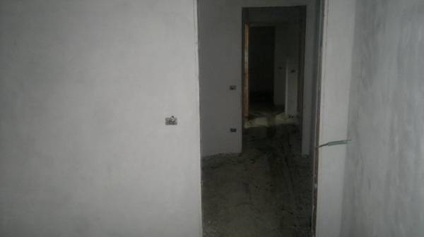 Palazzo intero stabile in vendita a Erba, Incino