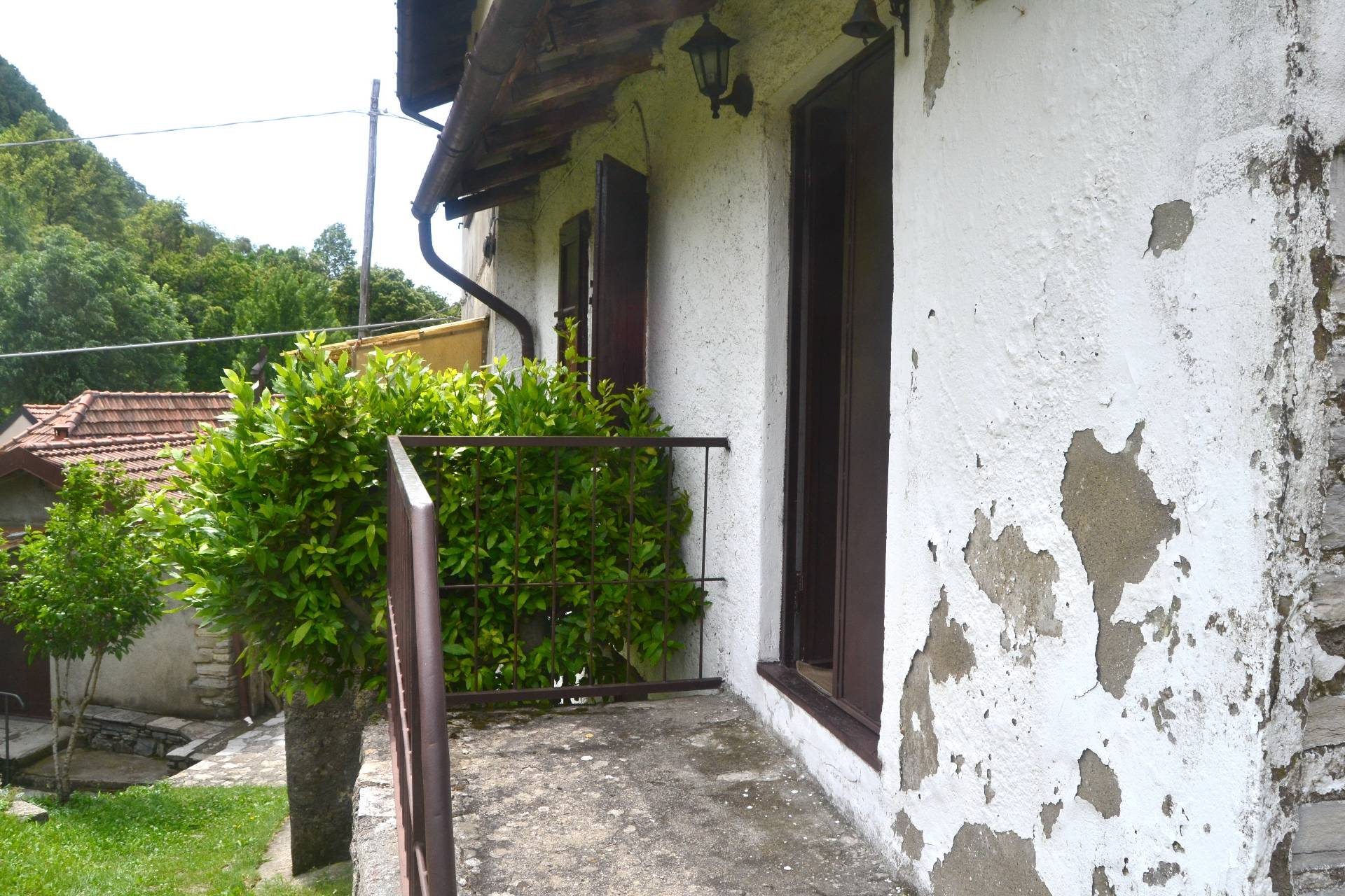 Semindipendente in vendita a Torno, Montepiatto