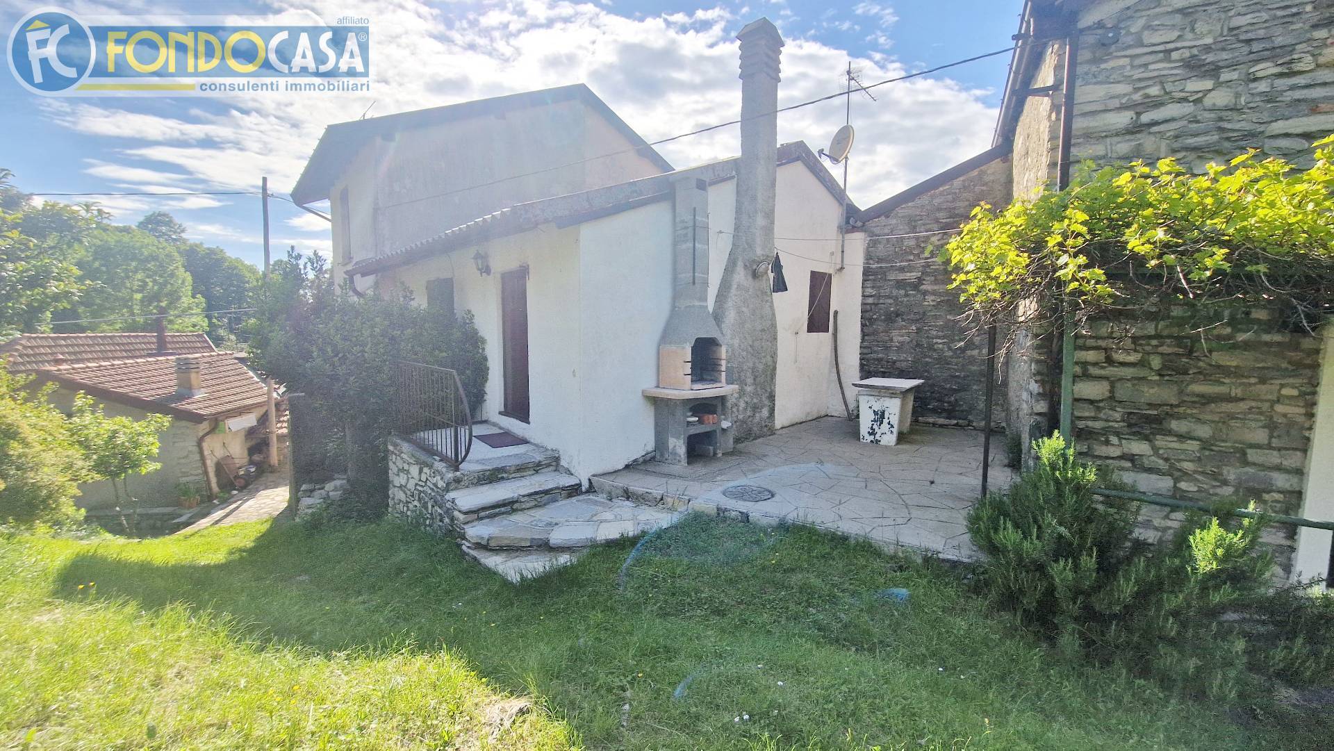 Semindipendente in vendita a Torno, Montepiatto