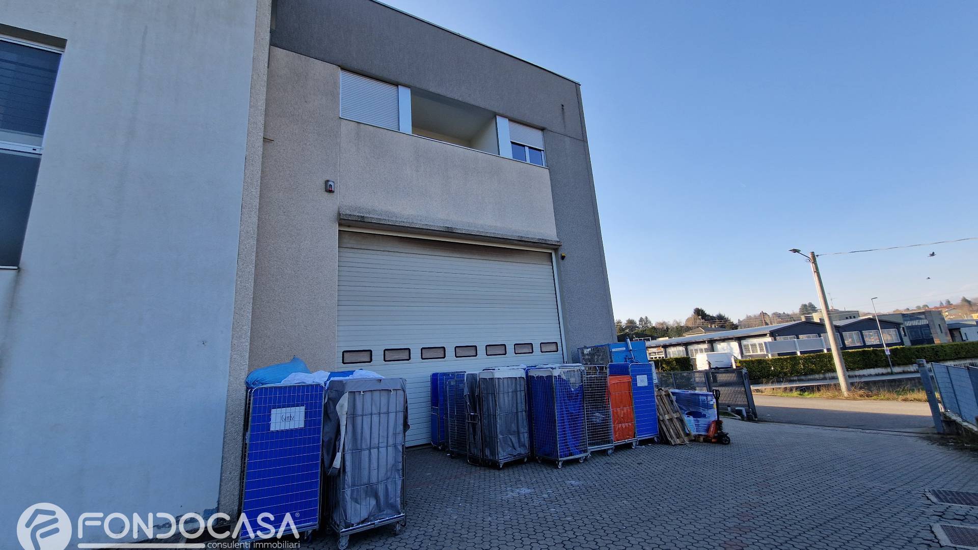 Industriale-logistico in vendita a Cucciago